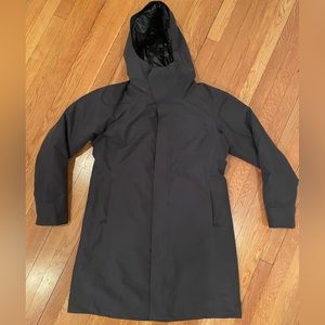 Arc’teryx Women’s Insulated Black Parka
